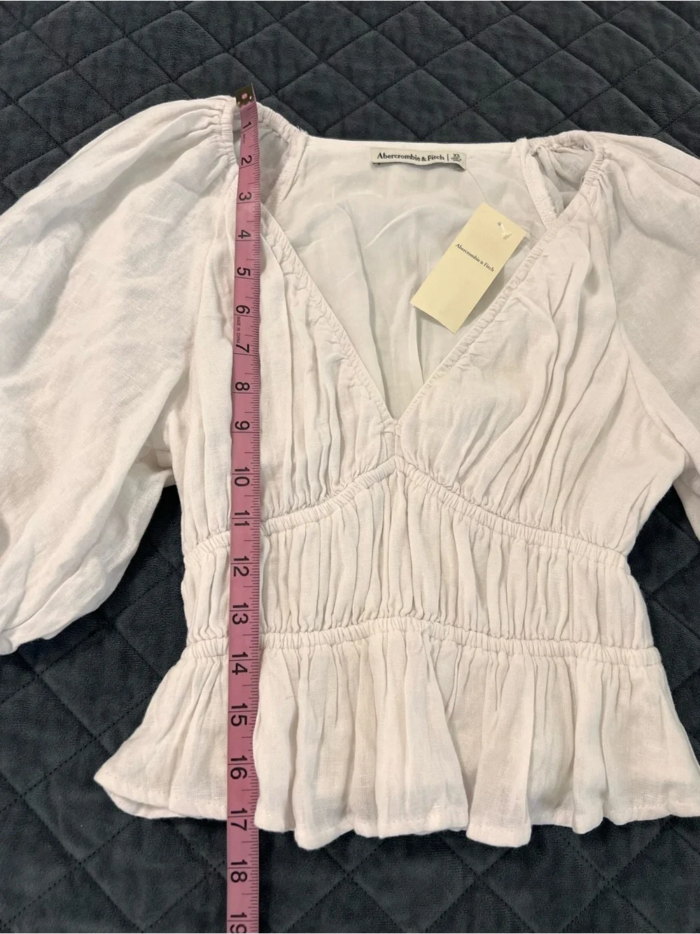 Abercrombie & Fitch Linen Top Women’s White Cropped Puff Sleeve Smocked Blouse